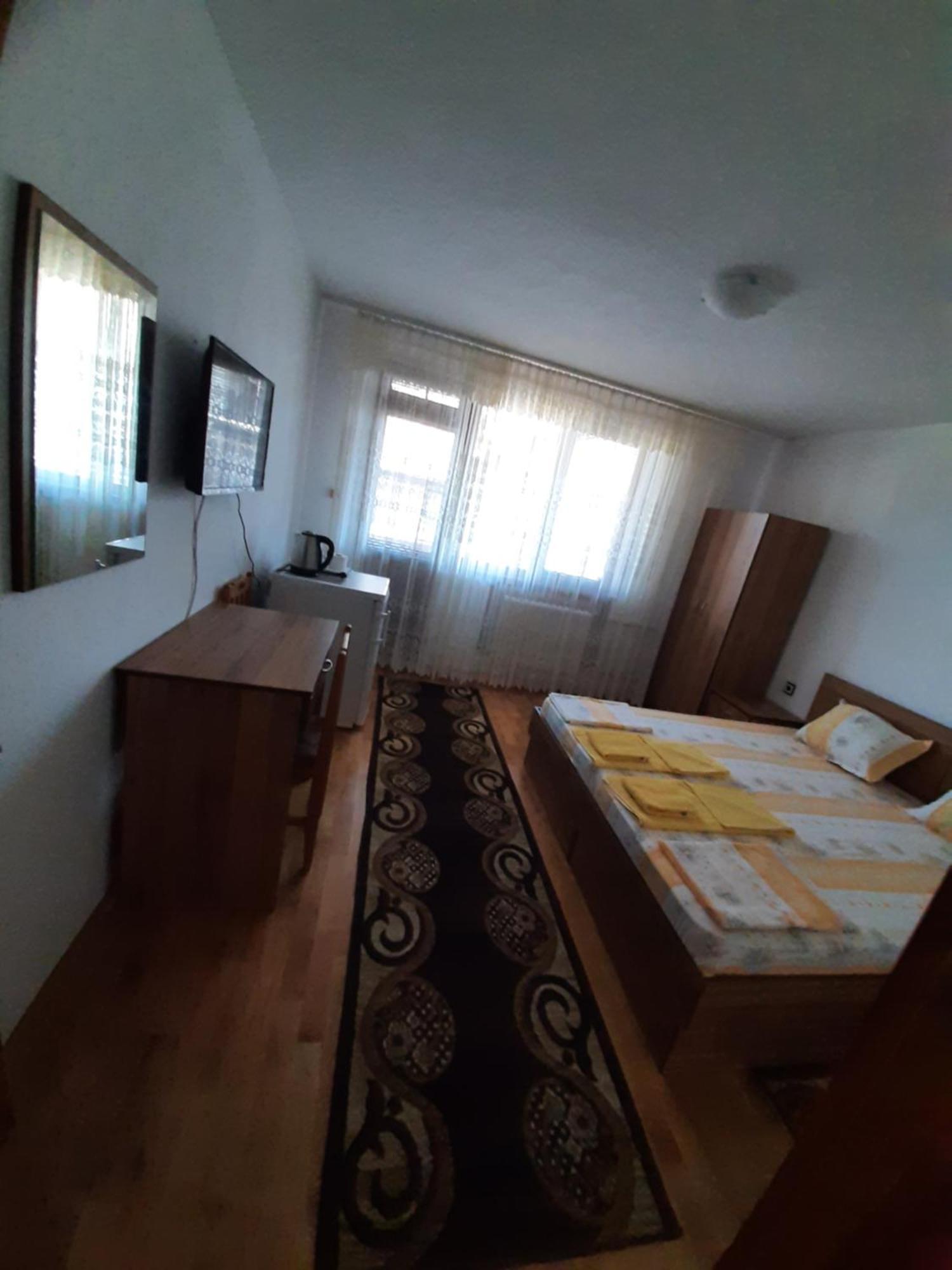 Къща За Гости Петрови Primorsko Quarto foto
